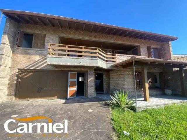 Casa / Sobrado para Venda em Cidreira/RS Centro 4 Quartos