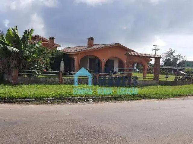Casa / Sobrado para Venda em Cidreira/RS Centro 4 Quartos