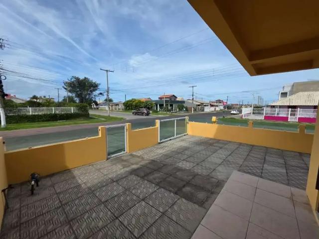 Casa / Sobrado para Venda em Cidreira/RS Centro 2 Quartos