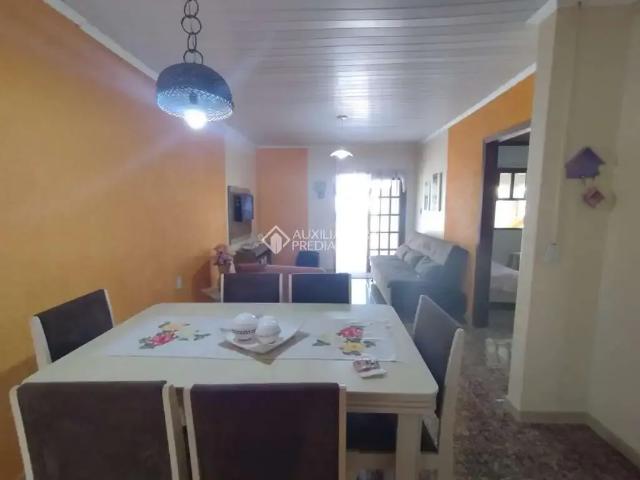 Casa / Sobrado para Venda em Cidreira/RS Centro 2 Quartos