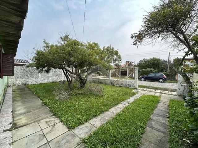 Casa / Sobrado para Venda em Cidreira/RS Centro 2 Quartos