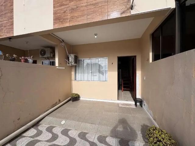 Casa / Sobrado para Venda em Cidreira/RS Centro 2 Quartos