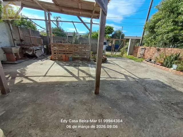Casa / Sobrado para Venda em Cidreira/RS Centro 2 Quartos
