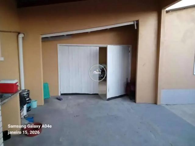 Casa / Sobrado para Venda em Cidreira/RS Centro 3 Quartos