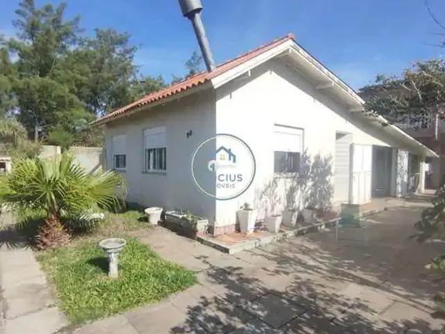Casa / Sobrado para Venda em Cidreira/RS Centro 3 Quartos
