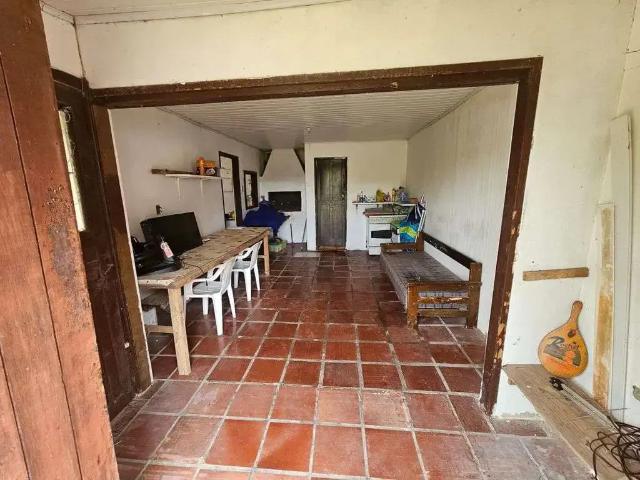 Casa / Sobrado para Venda em Cidreira/RS Centro 3 Quartos