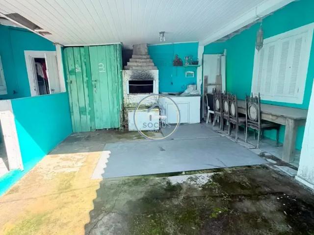 Casa / Sobrado para Venda em Cidreira/RS Costa do Sol 4 Quartos