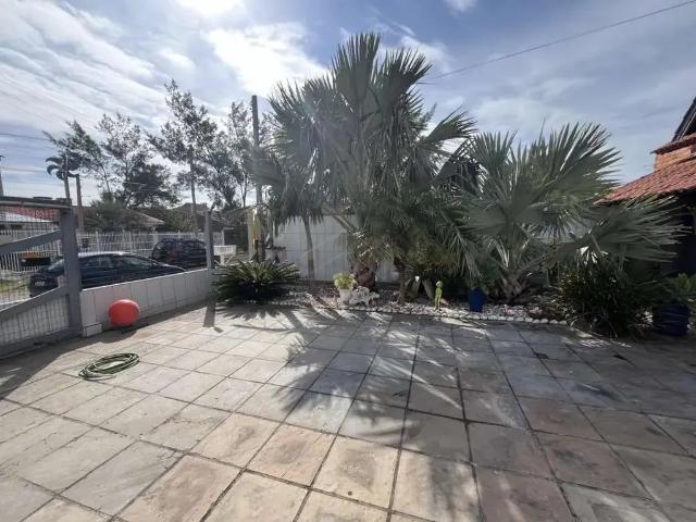 Casa / Sobrado para Venda em Cidreira/RS Salinas 3 Quartos