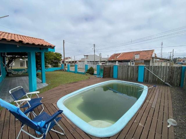 Casa / Sobrado para Venda em Cidreira/RS Salinas 3 Quartos