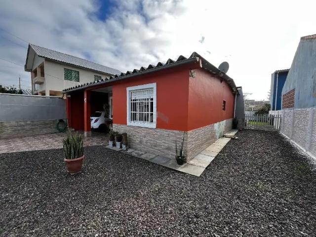 Casa / Sobrado para Venda em Cidreira/RS Salinas 2 Quartos