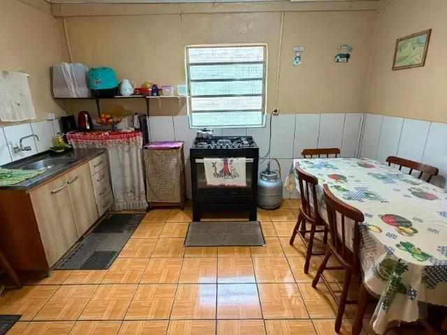 Casa / Sobrado para Venda em Cidreira/RS Salinas 4 Quartos