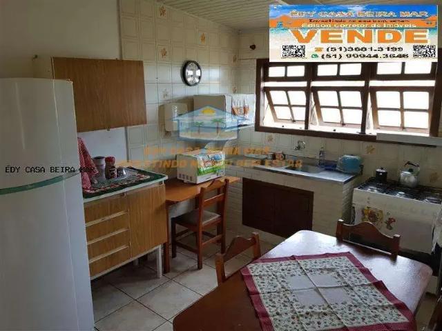 Casa / Sobrado para Venda em Cidreira/RS Salinas 4 Quartos