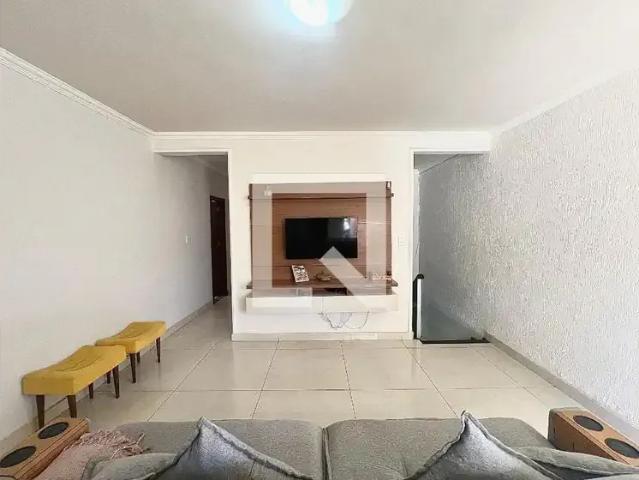 Casa / Sobrado para Venda em Contagem/MG Nacional 3 Quartos