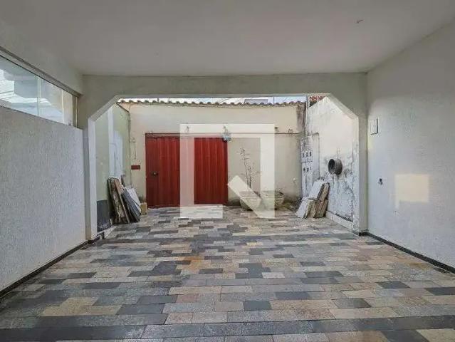 Casa / Sobrado para Venda em Contagem/MG Nacional 3 Quartos