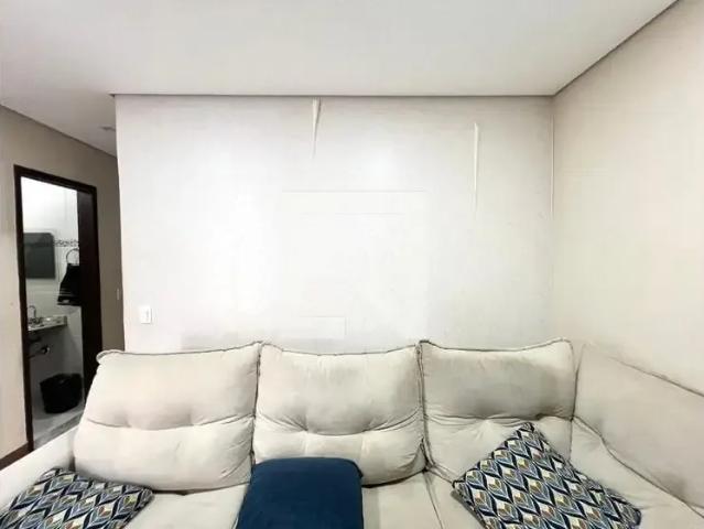 Casa / Sobrado para Venda em Contagem/MG Nacional 4 Quartos
