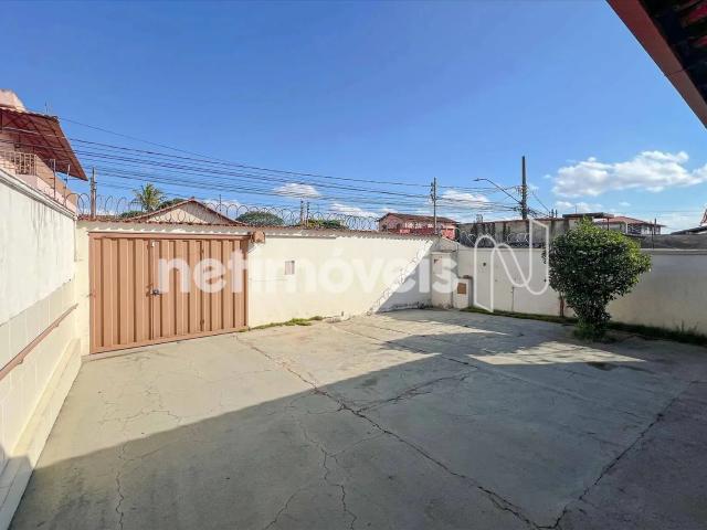 Casa / Sobrado para Venda em Contagem/MG Novo Progresso 3 Quartos