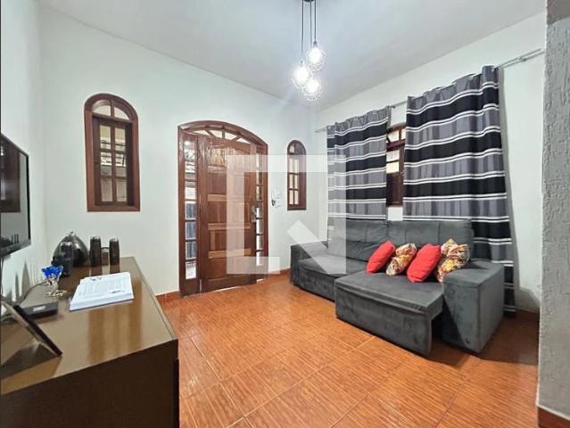 Casa / Sobrado para Venda em Contagem/MG Oitis 3 Quartos