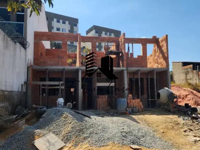 Casa / Sobrado para Venda em Contagem/MG Arvoredo 2ª Seção 2 Quartos