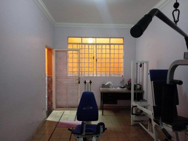 Casa / Sobrado para Venda em Contagem/MG Arvoredo 5 Quartos
