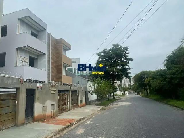 Casa / Sobrado para Venda em Contagem/MG Cabral 3 Quartos