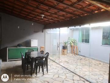 Casa / Sobrado para Venda em Contagem/MG Carajás 3 Quartos