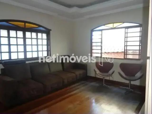 Casa / Sobrado para Venda em Contagem/MG Chácaras Califórnia 3 Quartos