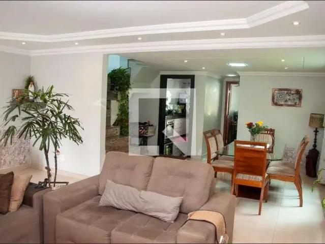 Casa / Sobrado para Venda em Contagem/MG Colonial 3 Quartos