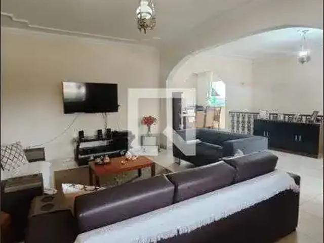 Casa / Sobrado para Venda em Contagem/MG Colonial 5 Quartos