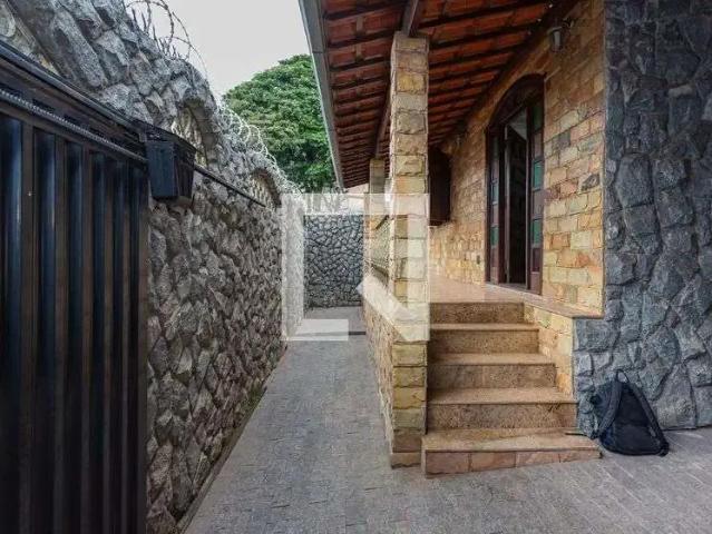 Casa / Sobrado para Venda em Contagem/MG Eldorado 3 Quartos
