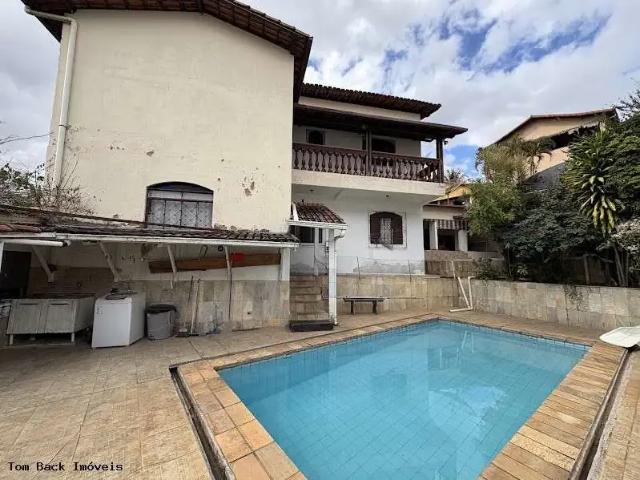 Casa / Sobrado para Venda em Contagem/MG Inconfidentes 3 Quartos