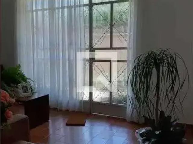 Casa / Sobrado para Venda em Contagem/MG Industrial 3 Quartos