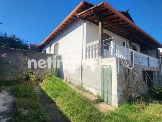 Casa / Sobrado para Venda em Contagem/MG Jardim Pérola 3 Quartos