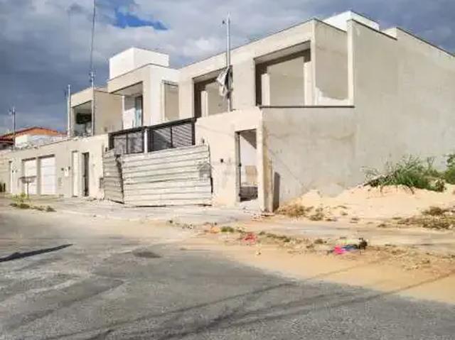 Casa / Sobrado para Venda em Contagem/MG Lúcio de Abreu 3 Quartos
