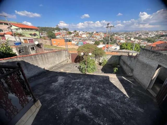 Casa / Sobrado para Venda em Contagem/MG Parque Xangri Lá 3 Quartos