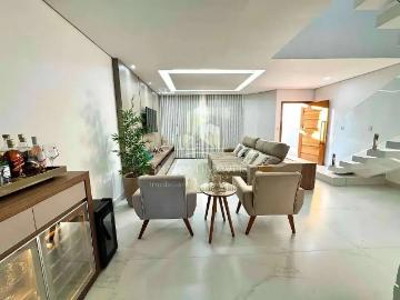 Casa / Sobrado para Venda em Contagem/MG Parque Xangri Lá 3 Quartos