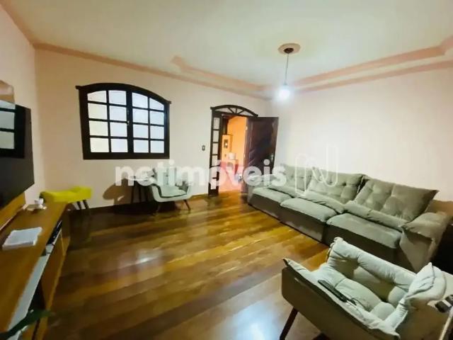 Casa / Sobrado para Venda em Contagem/MG Parque Xangri Lá 3 Quartos