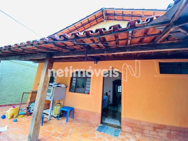 Casa / Sobrado para Venda em Contagem/MG Parque Xangri Lá 3 Quartos