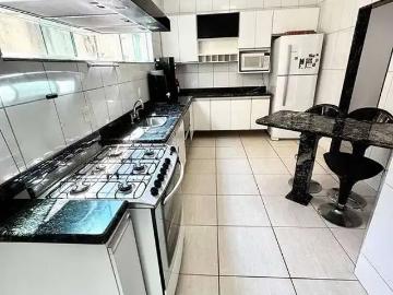 Casa / Sobrado para Venda em Contagem/MG Parque Xangri Lá 4 Quartos