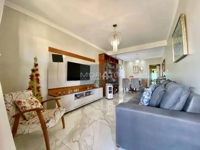 Casa / Sobrado para Venda em Contagem/MG Parque Recreio 4 Quartos