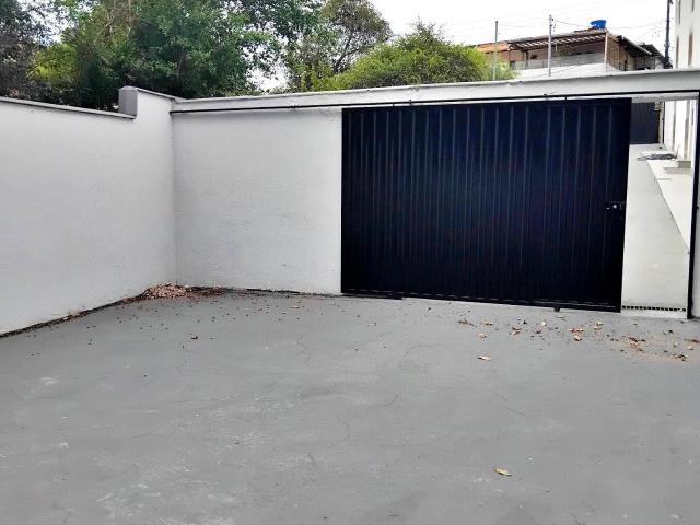 Casa / Sobrado para Venda em Contagem/MG Praia 2 Quartos