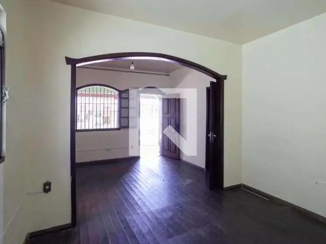 Casa / Sobrado para Venda em Contagem/MG Ressaca 4 Quartos