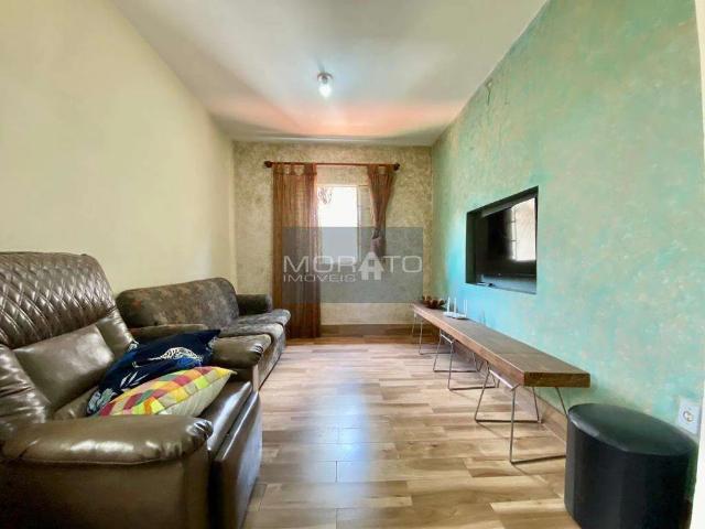 Casa / Sobrado para Venda em Contagem/MG Ressaca 4 Quartos
