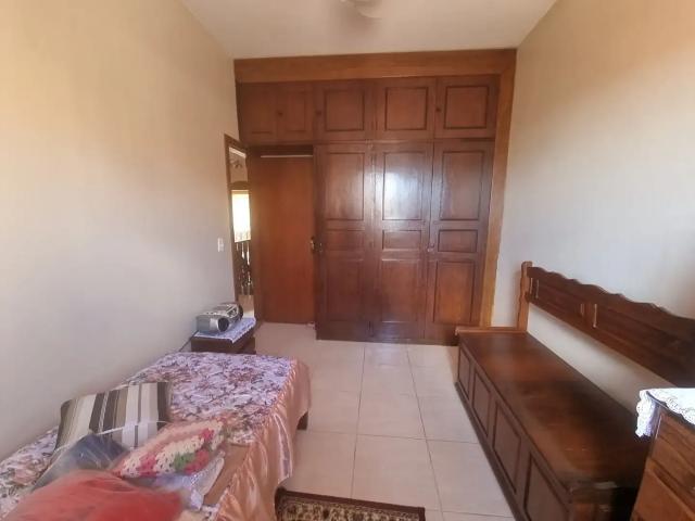 Casa / Sobrado para Venda em Contagem/MG Ressaca 5 Quartos