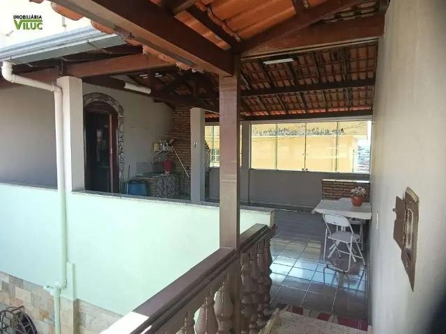 Casa / Sobrado para Venda em Contagem/MG Ressaca 6 Quartos