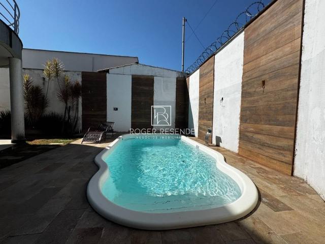 Casa / Sobrado para Venda em Contagem/MG Sapucaia II 4 Quartos