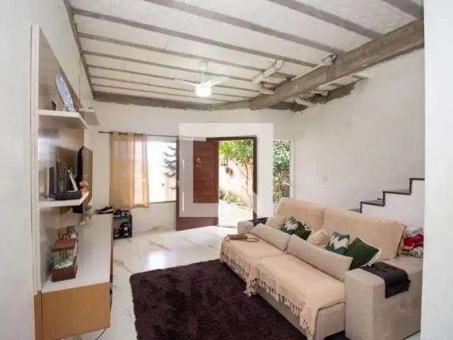 Casa / Sobrado para Venda em Contagem/MG Tropical 3 Quartos