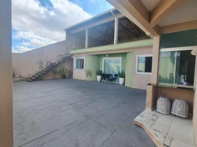 Casa / Sobrado para Venda em Contagem/MG Tropical 3 Quartos