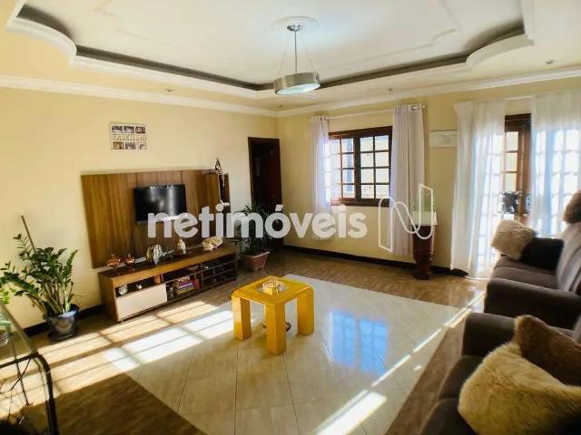Casa / Sobrado para Venda em Contagem/MG Vera Cruz 6 Quartos