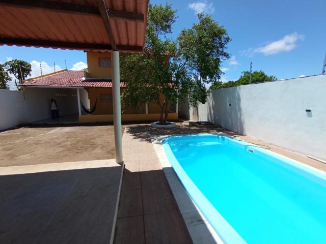 Casa / Sobrado para Venda em Conde/PB Carapibus 4 Quartos