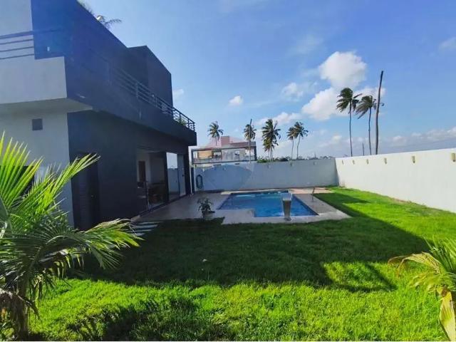 Casa / Sobrado para Venda em Conde/PB Centro 3 Quartos